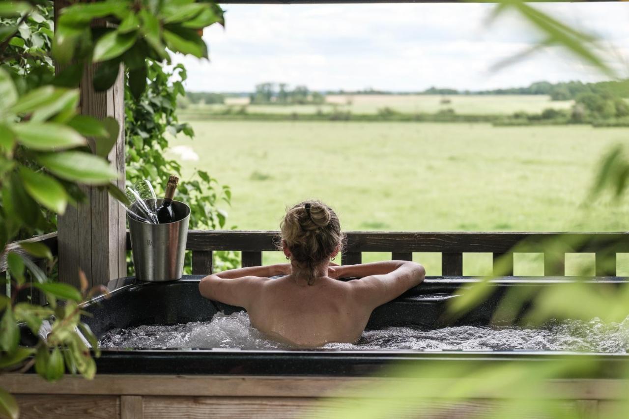 LE DOMAINE DES PRES VERTS Nature&Spa Jouey Exterior foto